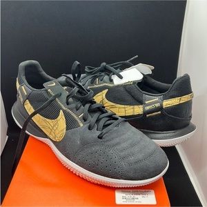 Men’s Nike Streetgato Dark grey and gold Size 11.5